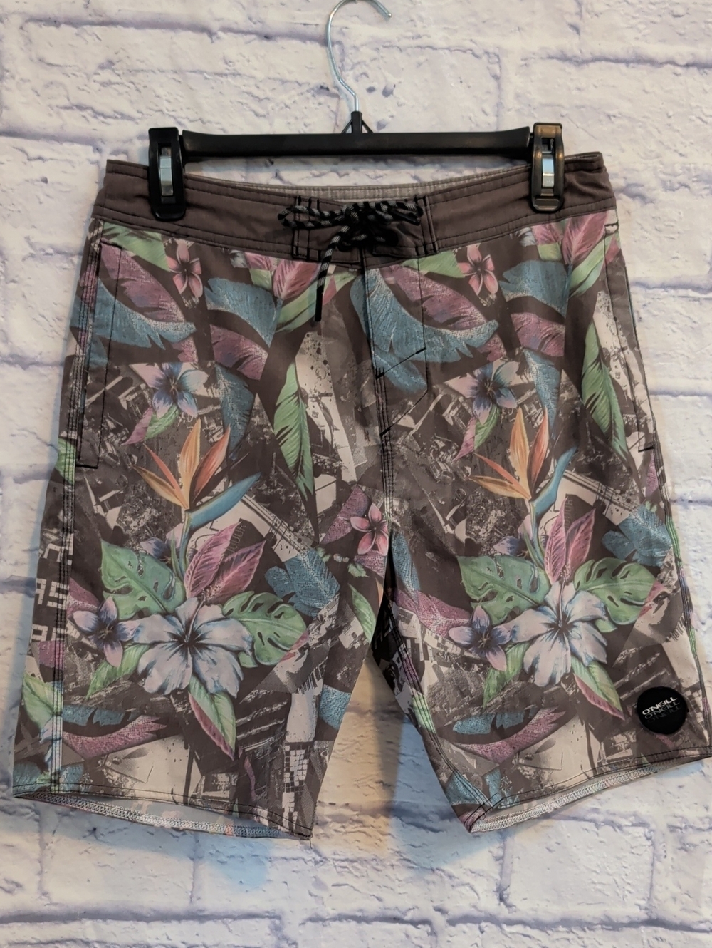 O'Neill Cruzers Gray Floral Men's Board Shorts w/ Multicolor Print - Size 29
